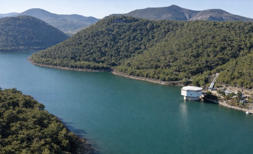 İzmir'e yağış dopingi: Barajlar doldu, Ürkmez yüzde 100'e ulaştı!