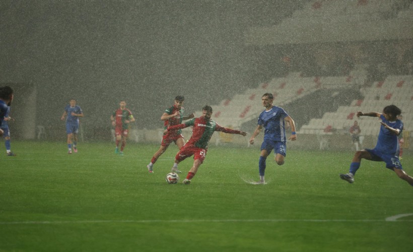 Karşıyaka yarışı bırakmadı