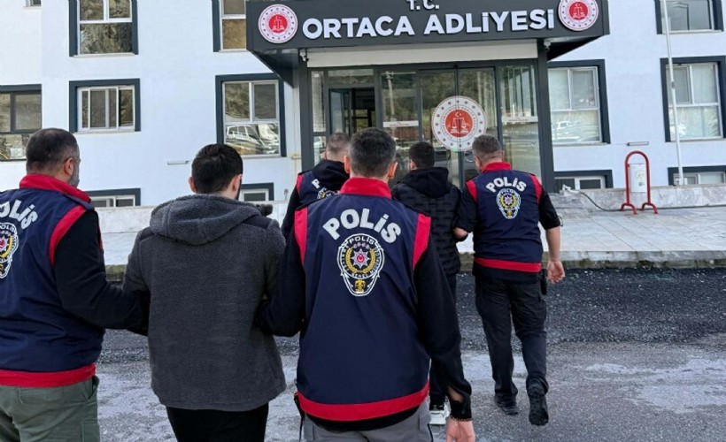 Kasten öldürme suçundan hüküm giyen 2 firari, yakalandı