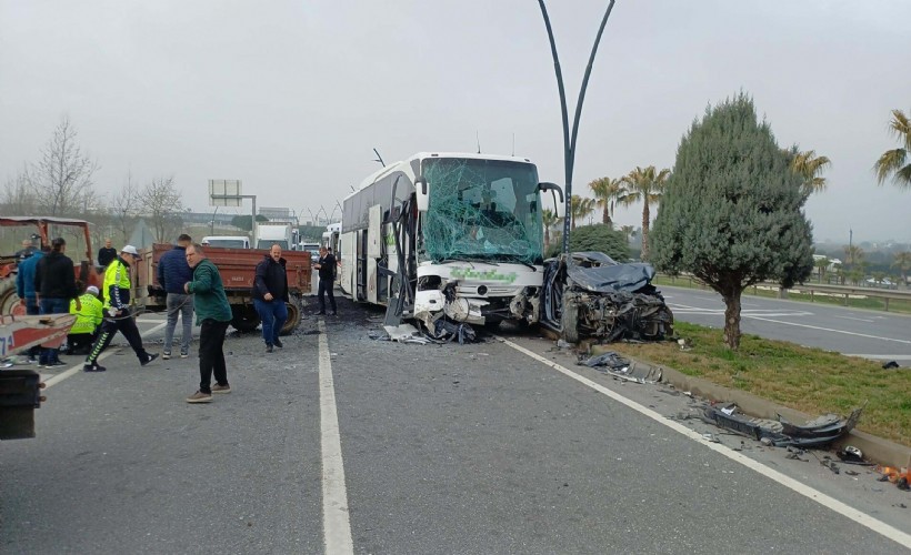 Manisa'da zincirleme kaza: 5 yaralı