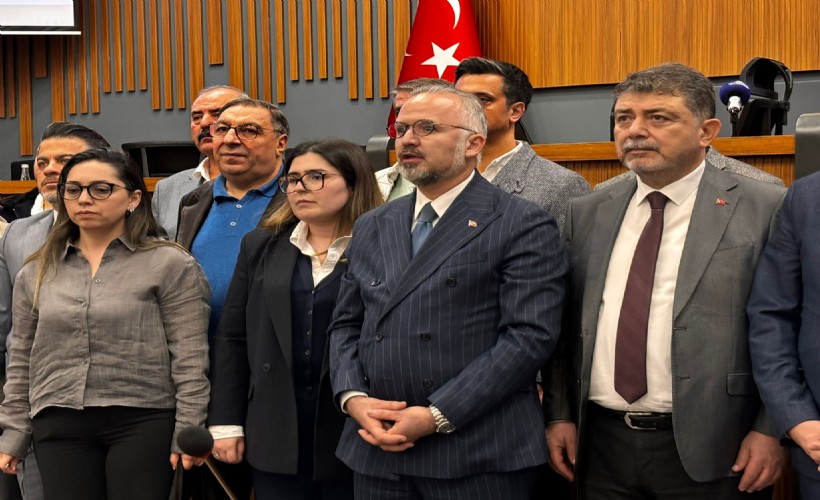 Meclis’te çıkan tartışmanın ardından AK Parti’den açıklama: Simide gevrek hırsıza hırsız deriz!