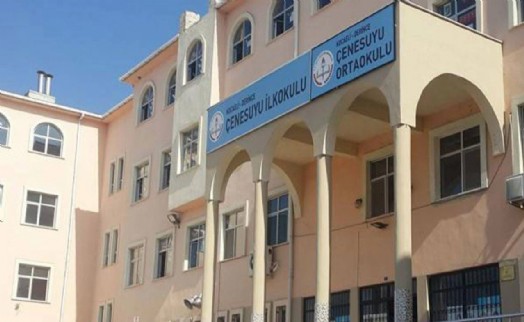 Okul zilinin ilahi yapılmasına tepki gösteren veli ifadeye çağrıldı