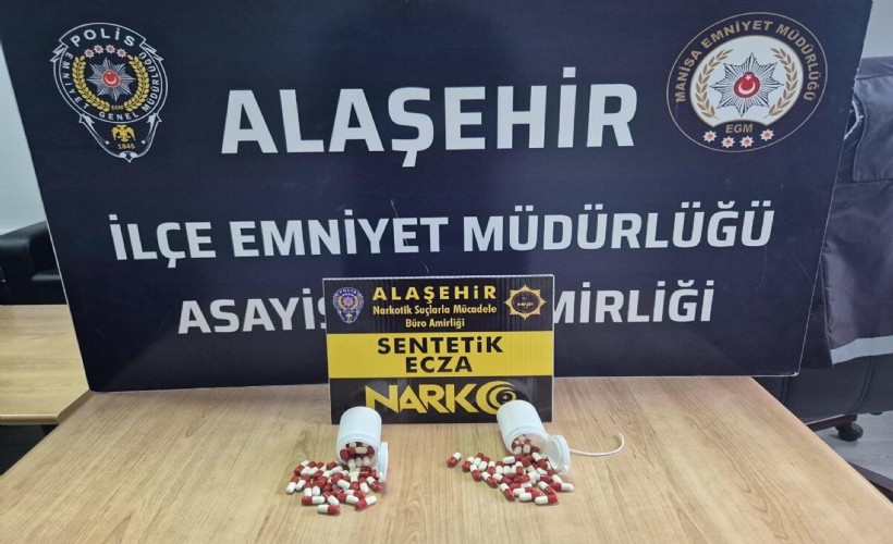 Otomobilinde uyuşturucu hapla yakalanan şüpheli tutuklandı