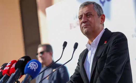 Özel'den AK Partili vekile 20 milyonluk saat göndermesi!