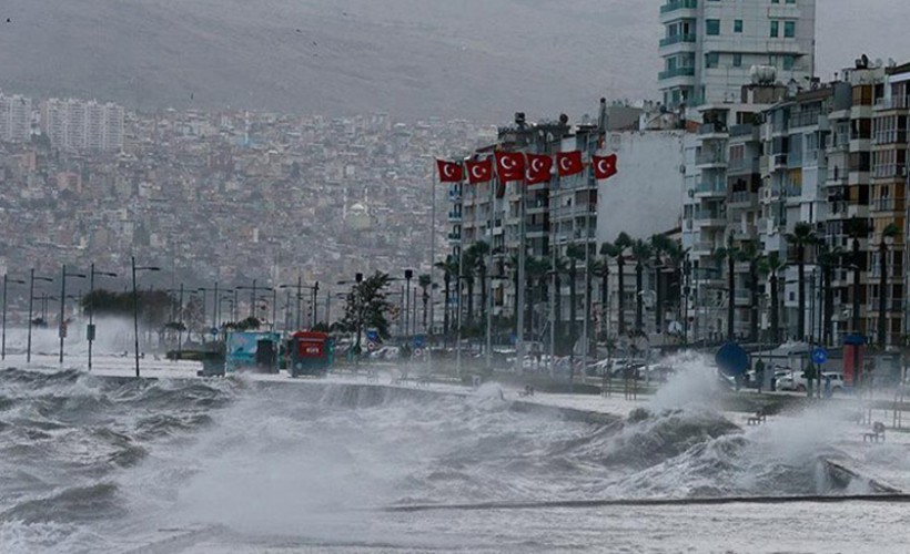 Rüzgar hızı rekor kırdı: İzmir’de 50 yılda bir görülen meteorolojik tablo!