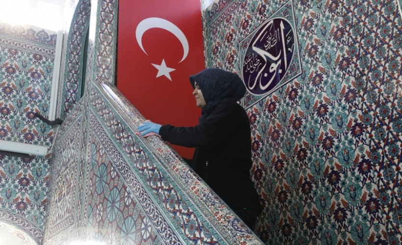 Seferihisar'da Ramazan öncesi ibadethanelerde kapsamlı temizlik seferberliği