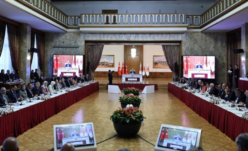 Süreç komisyonunda 'rapor' oylaması yapıldı