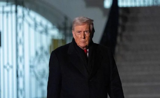 Trump'tan İran'a olası saldırı açıklaması: Neler olacağını göreceğiz