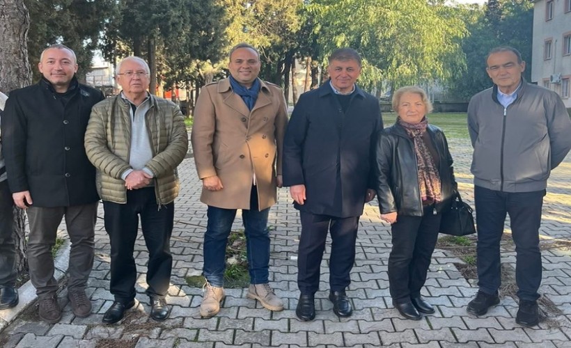 Tugay'ın Karabağlar ziyareti siyaseti karıştırdı... Başkan Kınay yok, eski Başkan Selvitopu var!