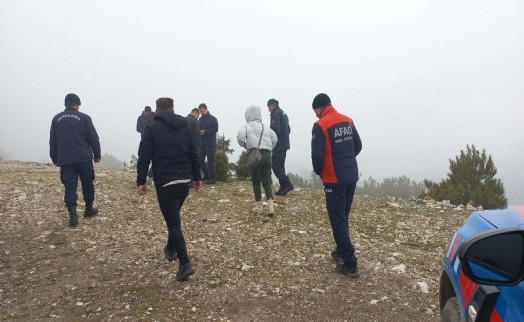 Uçurumda bulunan cesetle ilgili eşi ve oğlu dahil 9 gözaltı