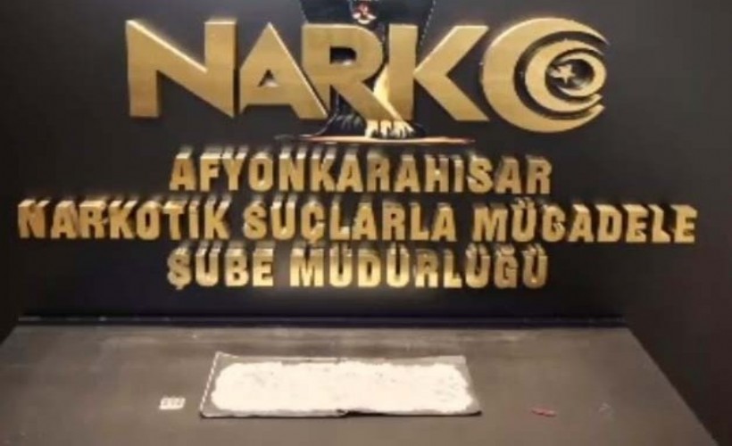 Uyuşturucu etkisinde araç kullanırken yakalandı