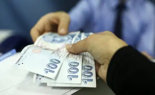 Yeni emeklilik modelinde kurallar netleşti: Maaş kesintisi dönemi resmen başlıyor!