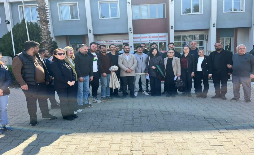 'Cumhurbaşkanına hakaret'ten gözaltına alınan 4 CHP'li genç adli kontrolle serbest