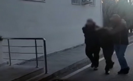 27 ilde FETÖ operasyonu: Gözaltına alınan 77 şüpheliden 47'si tutuklandı