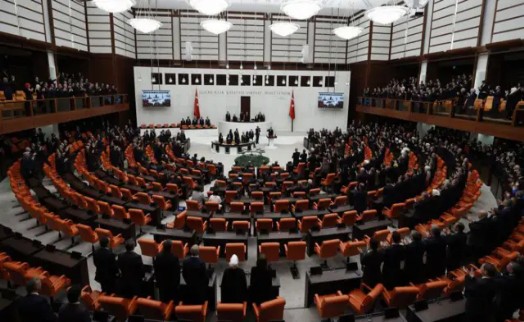 AK Parti ‘açılım'da frene bastı: İktidar süreci ağırdan alıyor