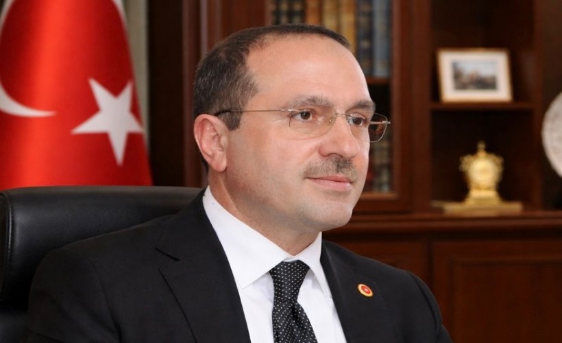 AK Partili Kırkpınar’dan Özel’e sert tepki: Yoz diliyle yolsuzluğu ve arsızlığı örtmeye çalışıyor