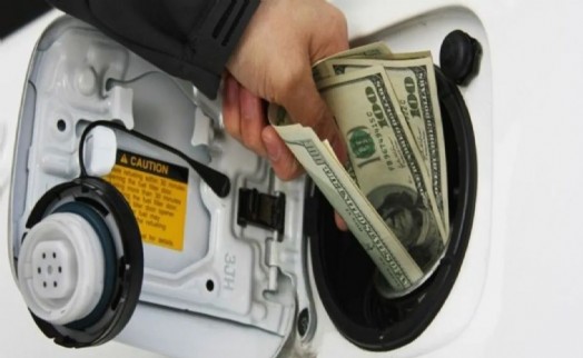 İndirim sevinci kursakta kaldı: Akaryakıta yeni zam geliyor!