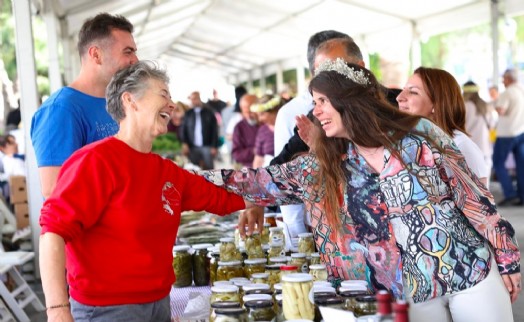 Alaçatı Ot Festivali ilçe ekonomisine yine can suyu olacak: Hedef 750 milyon TL'lik hacim!