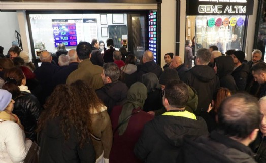 Altın fiyatları düştü: Kapalıçarşı'da yoğunluk oluştu