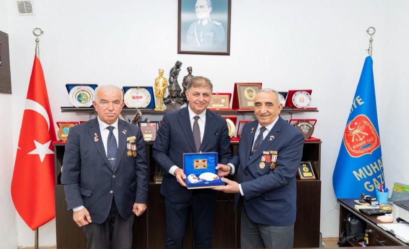 Başkan Tugay: Şehit yakınları ve gaziler bizim için kutsal emanettir