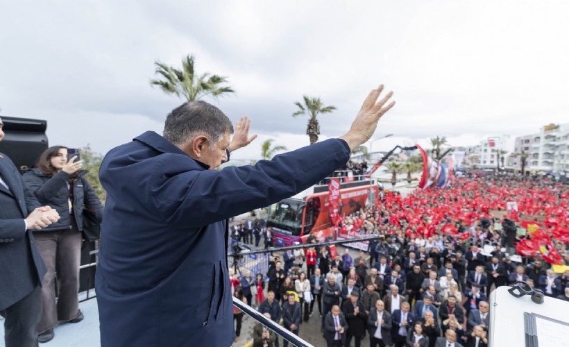 Başkan Tugay’dan Kuşadası mitingi sonrası mesaj: 'Adalet mücadelemiz sürecek'
