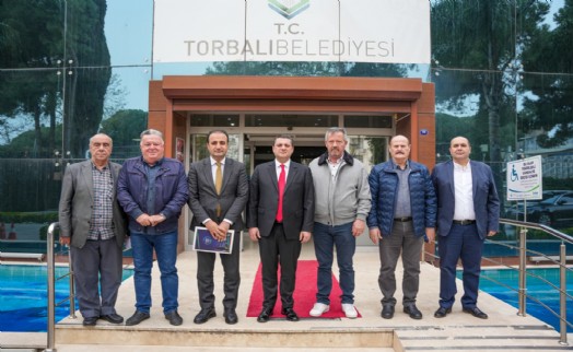 Belediye ve odalardan ortak deklarasyon: Torbalı'da kağıt fabrikasına geçit yok!