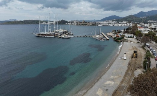Bodrum'da plajlar yaza hazırlanıyor
