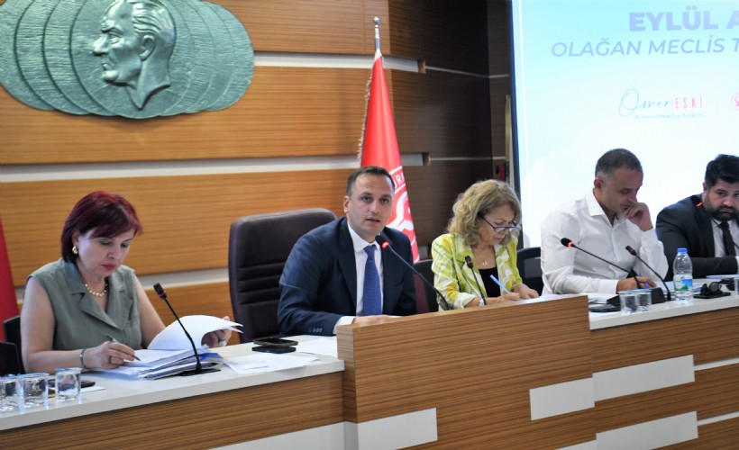 Bornova Meclisi'nde tartışmalı proje 'Kent Fırını' beklemede: 'Çöp konteyner' tartışması!