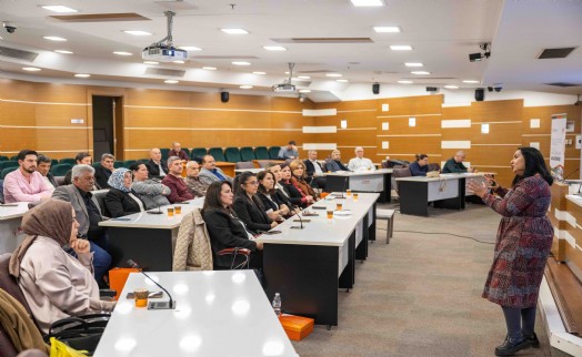 Bornova Muhtarlar Akademisi tamamlandı