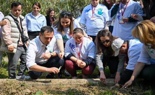 Bornova'da gelecek çocuklardan yeşerecek