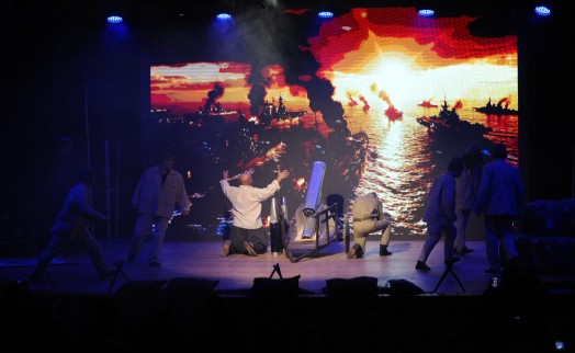 Çanakkale ruhu Karşıyaka'da sahneye taşındı; 110 dansçıdan eşsiz performans
