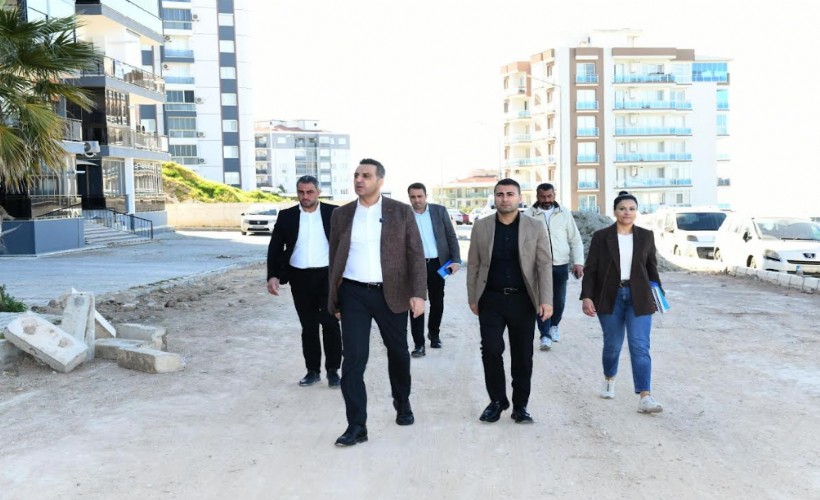 Çiğli’de bahar hareketliliği: Temizlikten asfalta, parklardan budamaya yoğun mesai