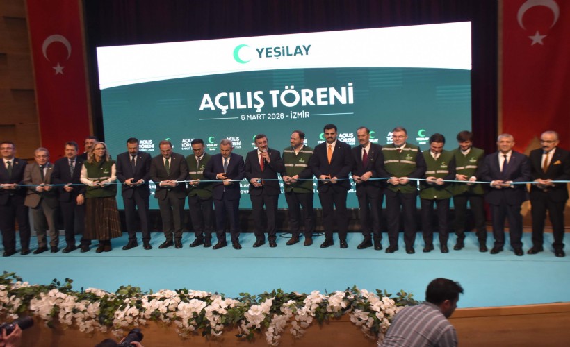 Cumhurbaşkanı Yardımcısı Yılmaz, İzmir Yeşilay Açılış Töreni'ne katıldı
