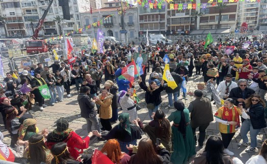 DEM Parti Gündoğdu'da Nevruz kutladı