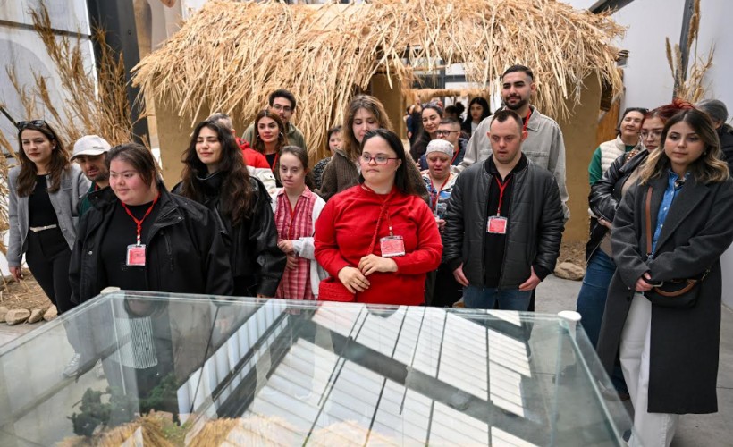 Down sendromlu bireylerden Yeşilova Höyüğü’nde anlamlı buluşma
