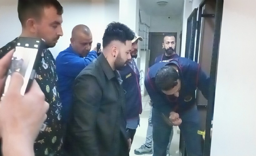 Firari hükümlü kapıyı açmayınca, jandarma çilingir vasıtasıyla içeri girdi