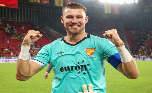 Göztepe'de kaleci Lis ilki yaşadı!