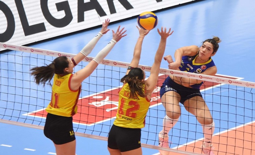 Göztepe konuk ettiği Fenerbahçe'ye mağlup oldu