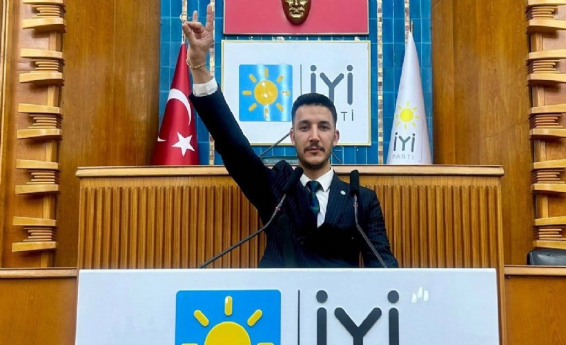 İYİ Parti'li İlçe Başkanı görevinden istifa etti