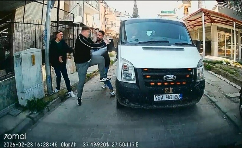 İşte şimdi yandı! Trafikte tartıştığı kişinin kamyonetinin camını yumruklayan saldırgana büyük ceza