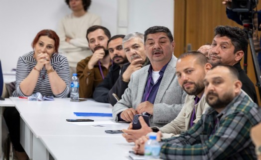 İzmir'de Romanlar için ortak akıl buluşması