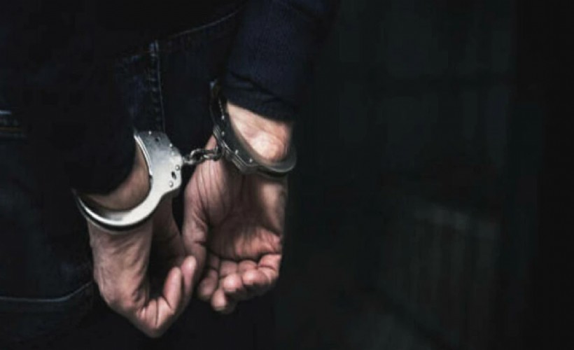 İzmir’de zehir sevkiyatına darbe: Dev miktarda etken madde yakalandı!