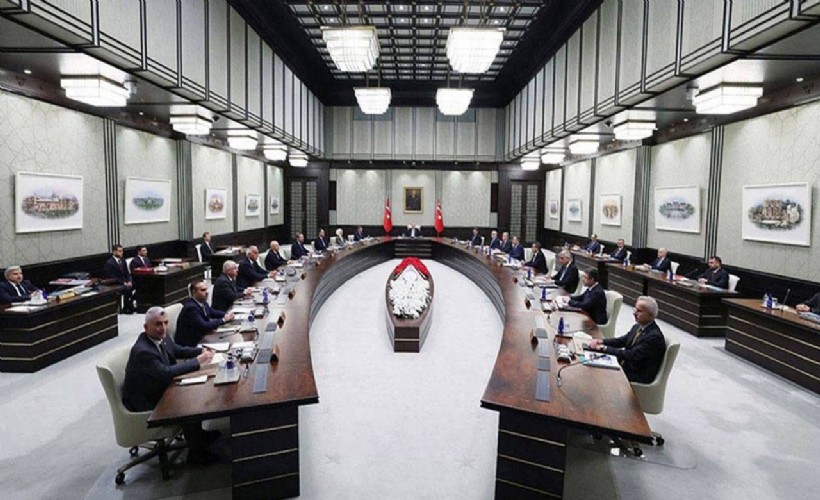 Kabinede tasfiye, yeni bakanlıklar ve yargıya uzanan atama planı kulislere yansıdı