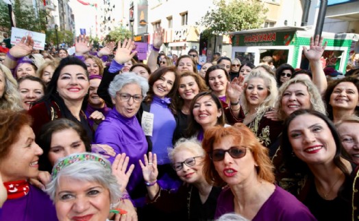 Kadınların sesi Karşıyaka'dan yükselecek