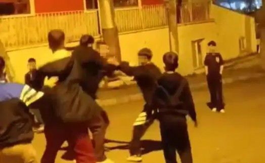 Kemer ve sopayla darbettiler: Akran zorbalığına 2 tutuklama