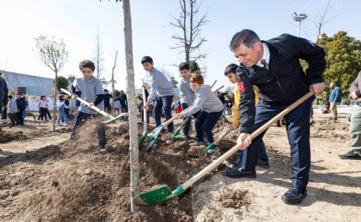 Kültürpark'a yeni nefes! Beton söküldü, umut filizlendi