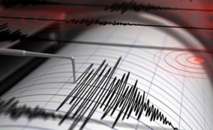 Manisa'da korkutan deprem! İzmir'de de hissedildi