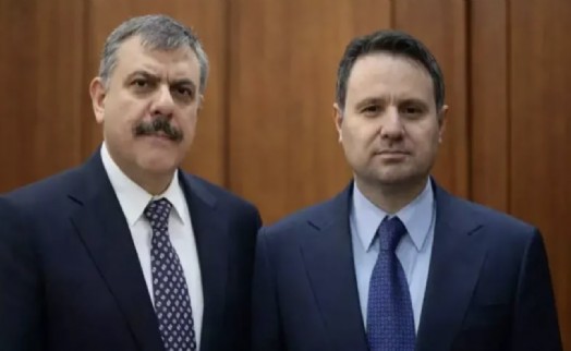 Meclis kayıtlarına geçti: Bakanlar, soru önergelerine sessiz kaldı