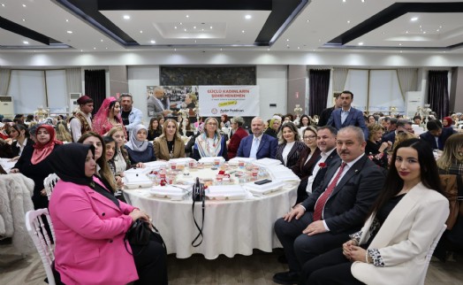 Menemen'de 8 Mart coşkusu