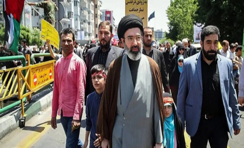 Mücteba Hamaney'den ilk mesaj